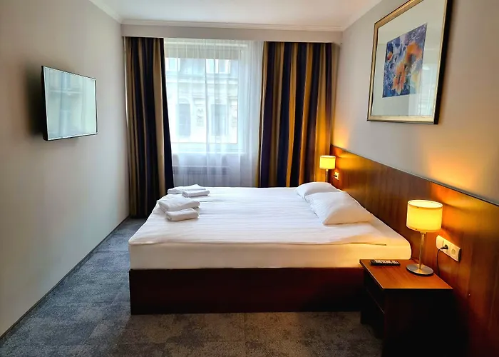 Hit Hotel Варшава