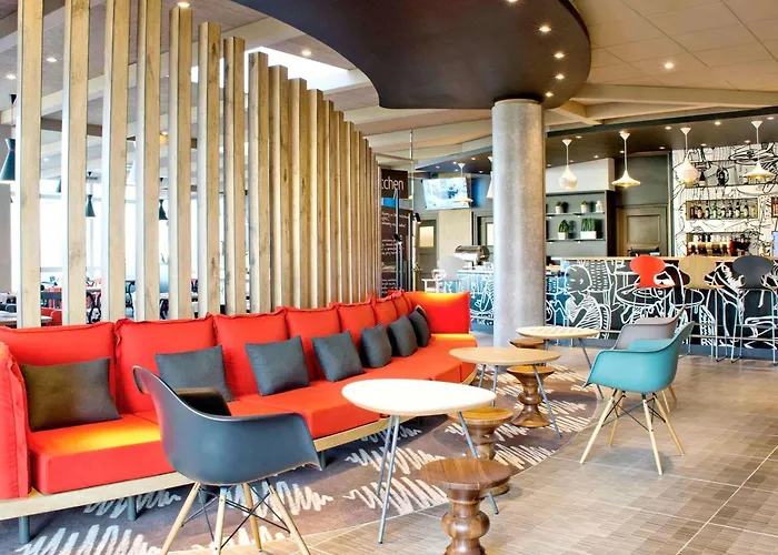 Готель Ibis Warszawa Ostrobramska